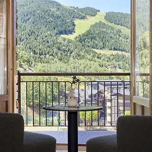 Serras Andorra Отель